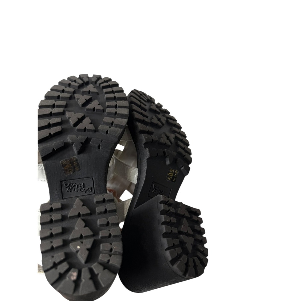 Dirty Laundry White Crocodile Embossed‎ Gladiator Chunky Platform Block Heel - Picture 5 of 6